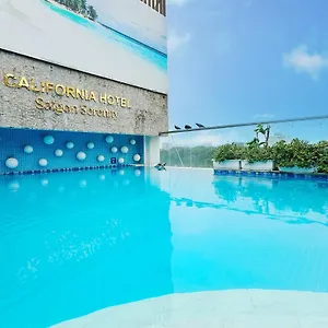 California Saigon & Rooftop Pool *** ホーチミン市